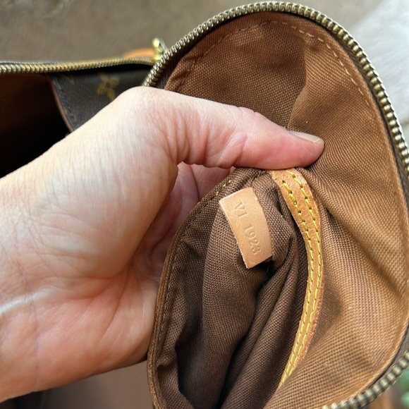 Louis Vuitton Alma Shoulder Bag PM Brown Canvas/Leather - Picture 10 of 10